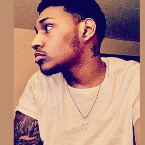 Meet your Posher, Dominick